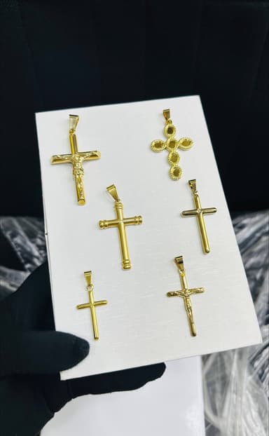 Stainless steel crosss pendants ( non tarnish)