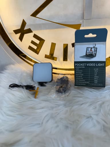 led light for content and selfie video