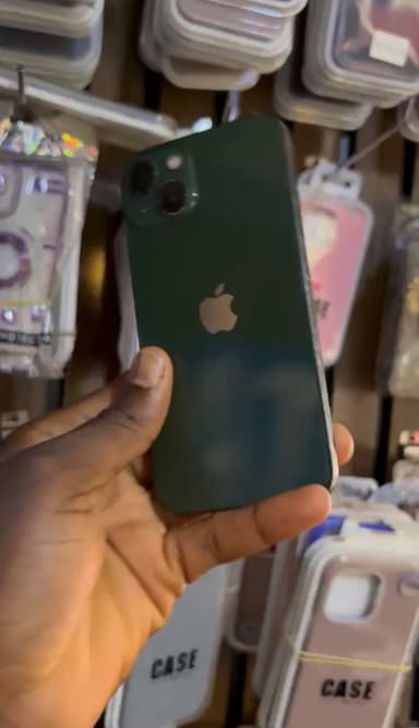 iPhone 13