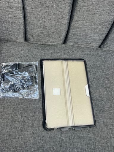 All Microsoft surface pro and laptop pouches