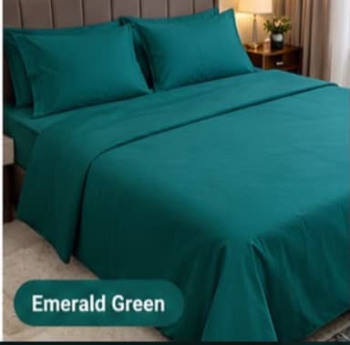 Plain Bedsheet 4 pillowcases and duvet